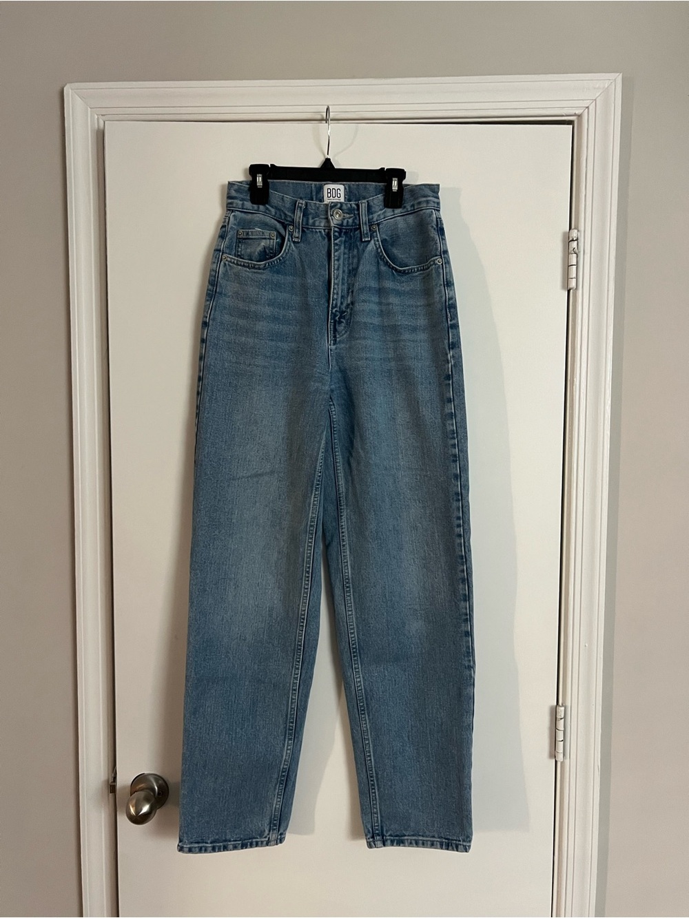 BDG Mid Wash High-Rise Straight Leg Jeans - Blue